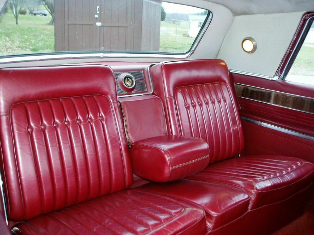 1965 Chrysler Imperial Crown Coupe - photo 6