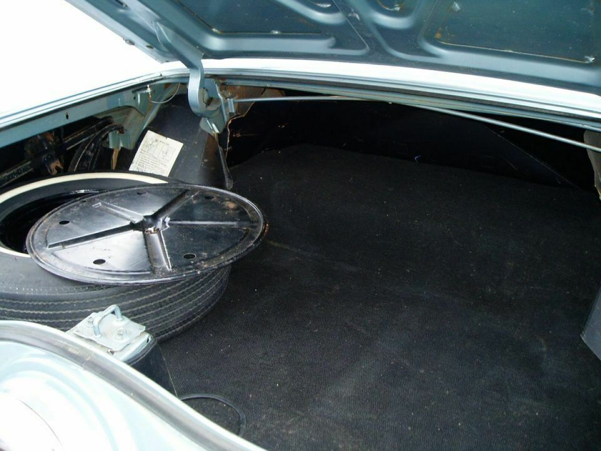 1965 Chrysler Imperial Crown Coupe - photo 8