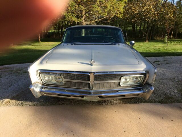 1965 Chrysler Imperial - photo 3