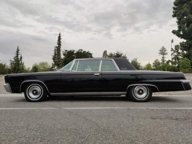 1965 Chrysler Imperial 2 DOOR COUPE BLACK BEAUTY - photo 2