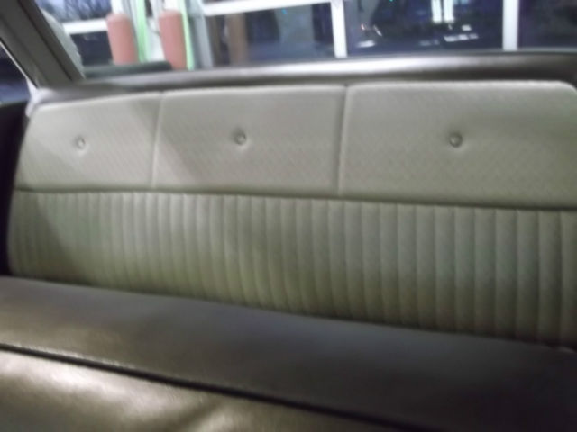 1965 Chrysler Newport Town Sedan - photo 6