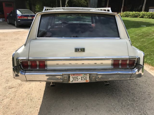 1965 Chrysler Newport 4 Door Station Wagon - photo 5