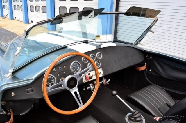1965 Ford COBRA 1965 Cobra Factory Five Replica 5.0L fuel injected Tremec 5 spee - photo 8