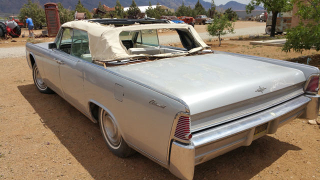1965 Lincoln Continental Convertible - photo 3