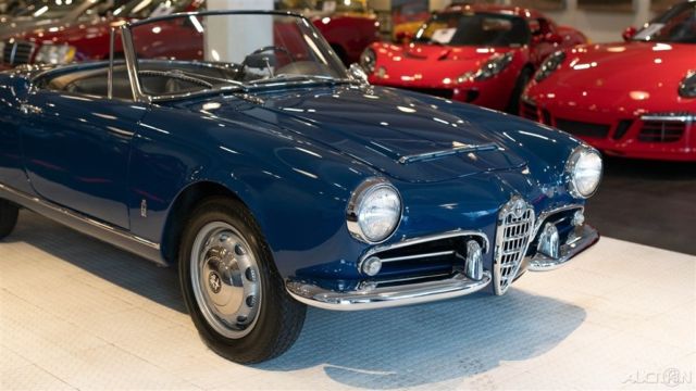 1965 Alfa Romeo Spider Convertible - photo 12
