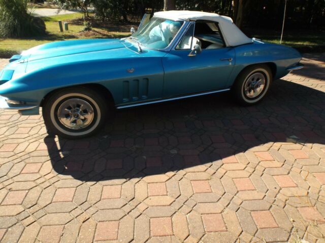 1965 corrvette convertible stingray / hard top matching orig color, no accidents 1965 Chevrolet Corvette stang ray