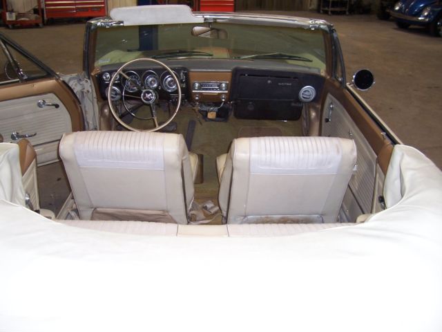 1965 Chevrolet Corvair Runs Drives Body Inter VGood 110hp 2 spd auto - photo 8