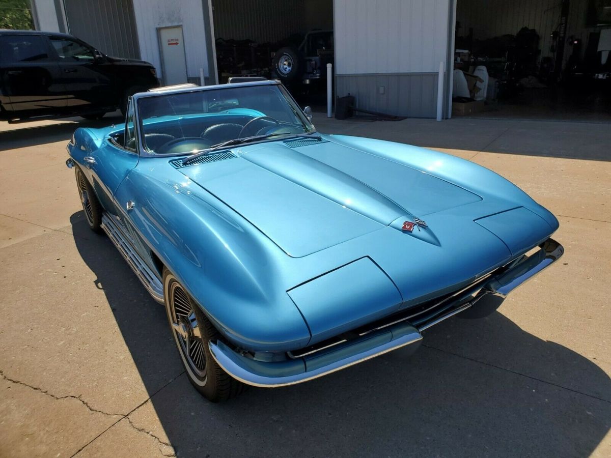 1965 Chevrolet Corvette - photo 10