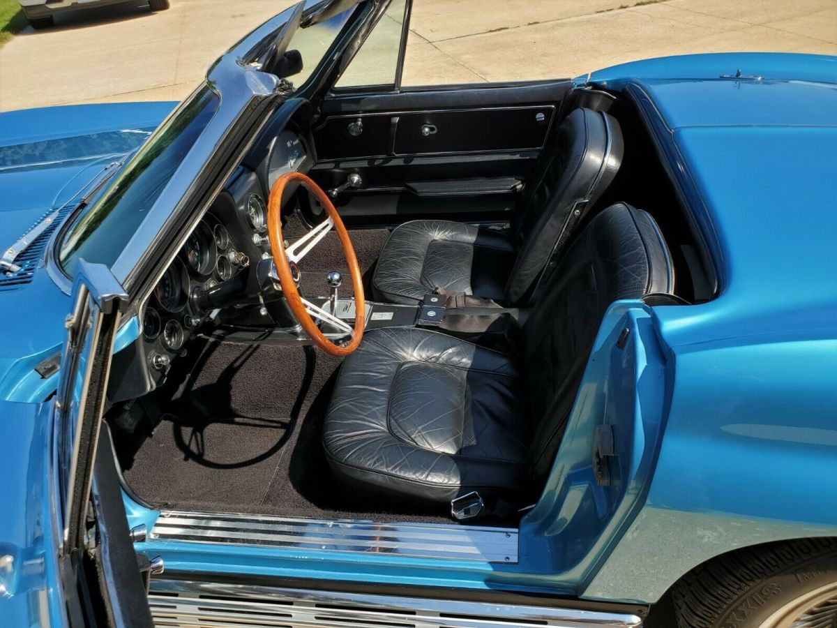 1965 Chevrolet Corvette - photo 13