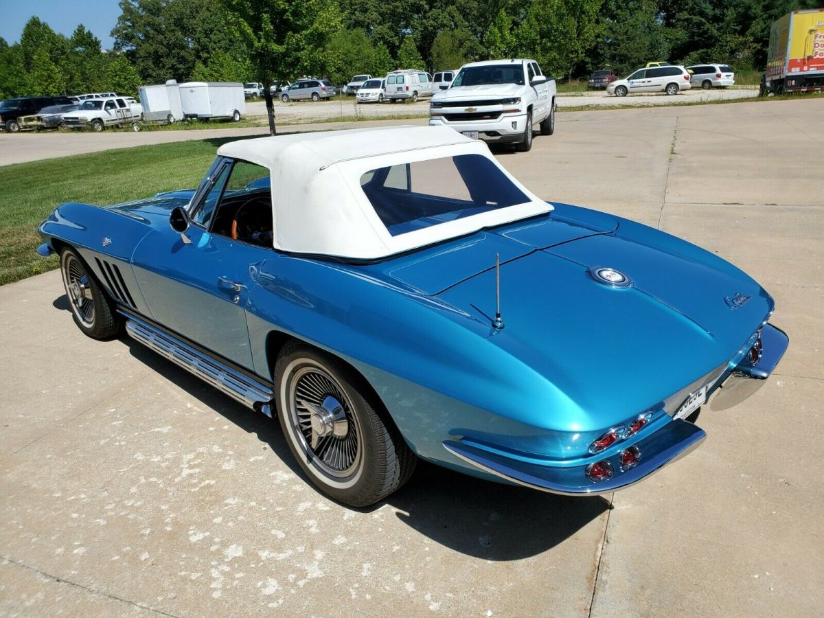 1965 Chevrolet Corvette - photo 7