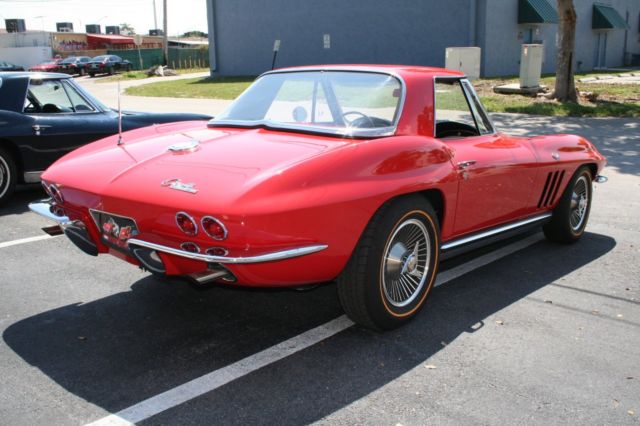 1965 Chevrolet Corvette Convertible NCRS Bloomington Gold Winner - photo 8