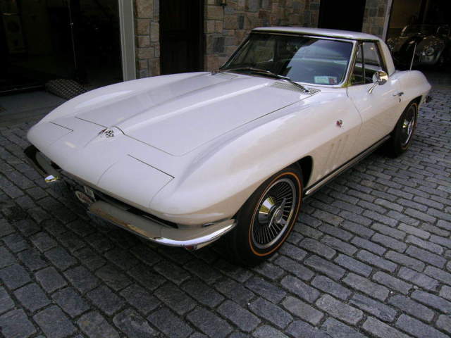 1965 CORVETTE 327/365,NCRS TOP FLIGHT ,NMBRS MATCHING ,SHOW CAR , FRAME OFF 1965 Chevrolet Corvette