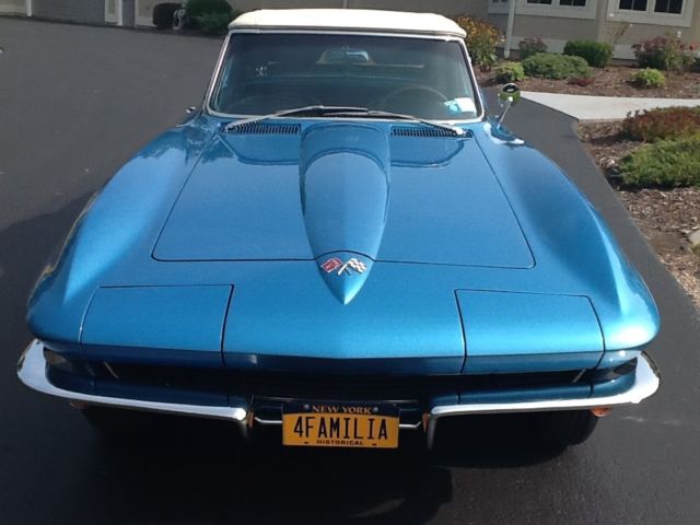 1965 Chevrolet Corvette Classic Collector Convertible - photo 5