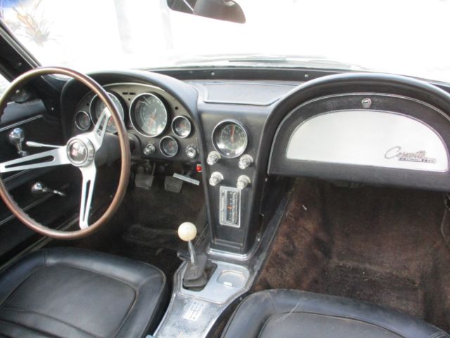 1965 Chevrolet Corvette - photo 12