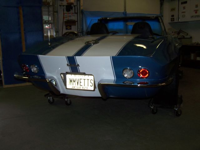1965 Chevrolet Corvette 2 Door Convertible - photo 12