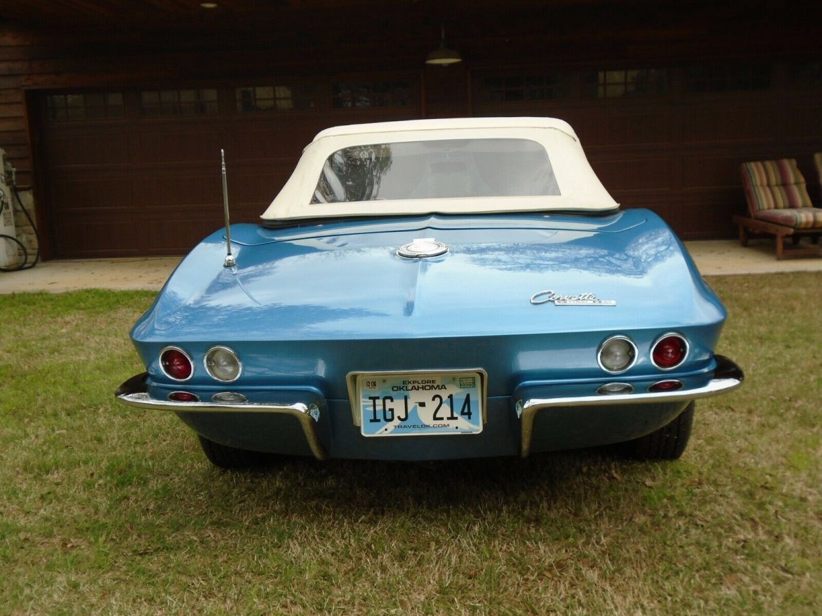 1965 Chevrolet Corvette - photo 11
