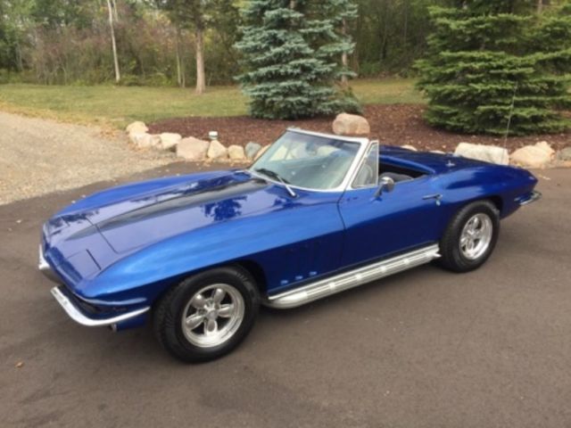 1965 Chevrolet Corvette - photo 10