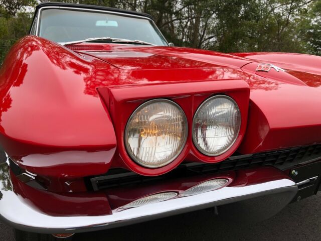 1965 Chevrolet Corvette - photo 12