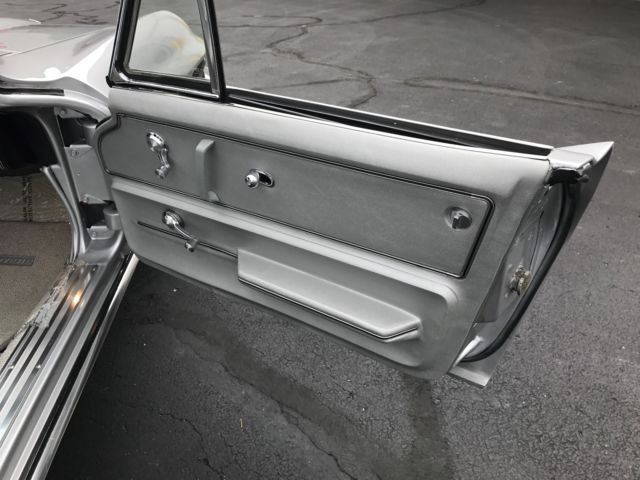 1965 Chevrolet Corvette - photo 10