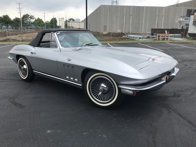 1965 Chevrolet Corvette - photo 4