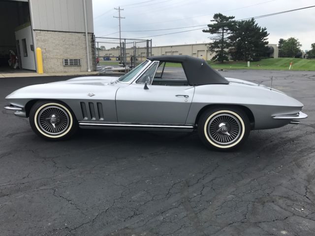 1965 Chevrolet Corvette - photo 7