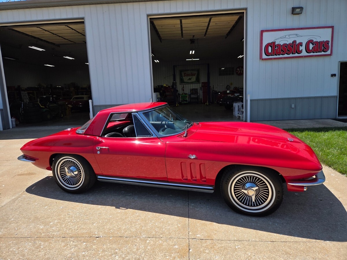 1965 Chevrolet Corvette - photo 8