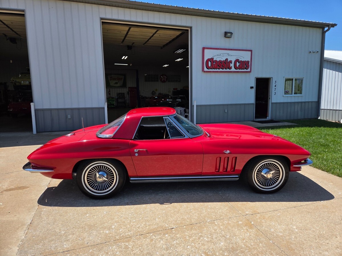 1965 Chevrolet Corvette - photo 9