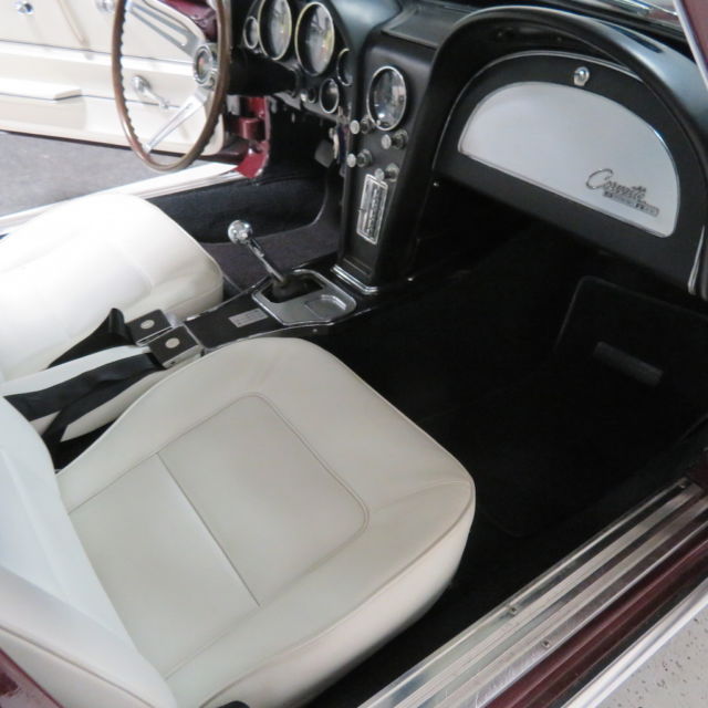 1965 Chevrolet Corvette Coupe - photo 4