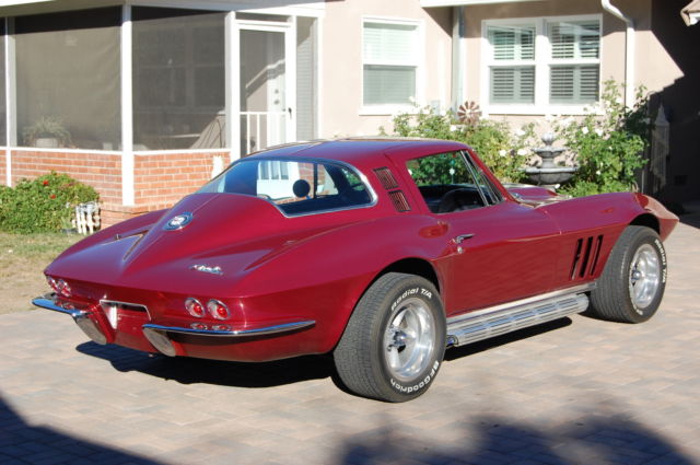 1965 Chevrolet Corvette - photo 2