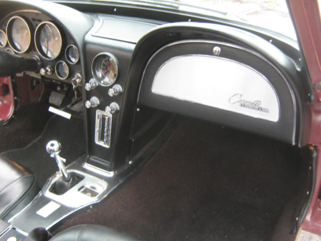 1965 Chevrolet Corvette - photo 8