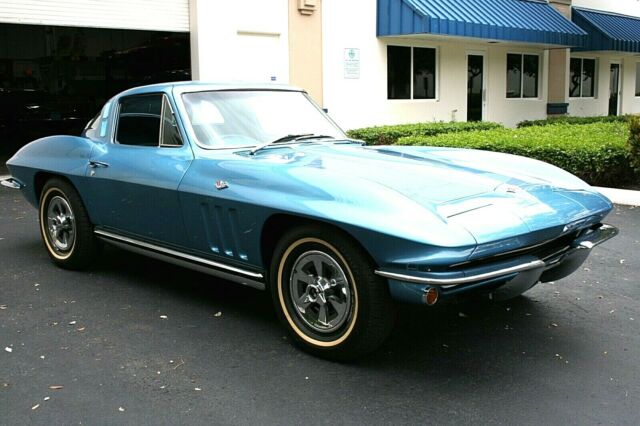 1965 Chevrolet Corvette Coupe Factory A/C NCRS Award Winner - photo 8