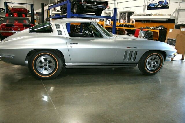 1965 Chevrolet Corvette Coupe Restored Fuel Injection 4-Speed - photo 9