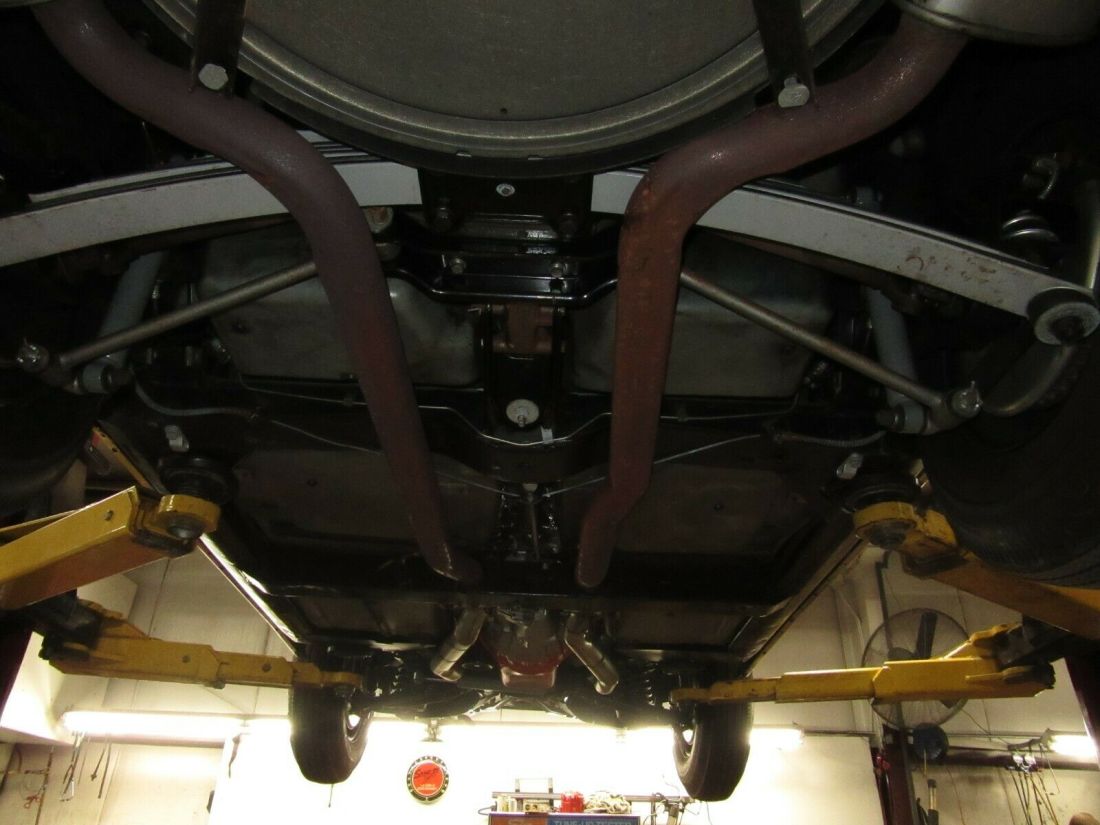 1965 Chevrolet Corvette - photo 11