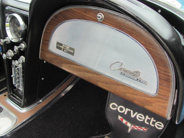 1965 Chevrolet Corvette - photo 13