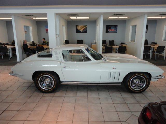 1965 Chevrolet Corvette - photo 4