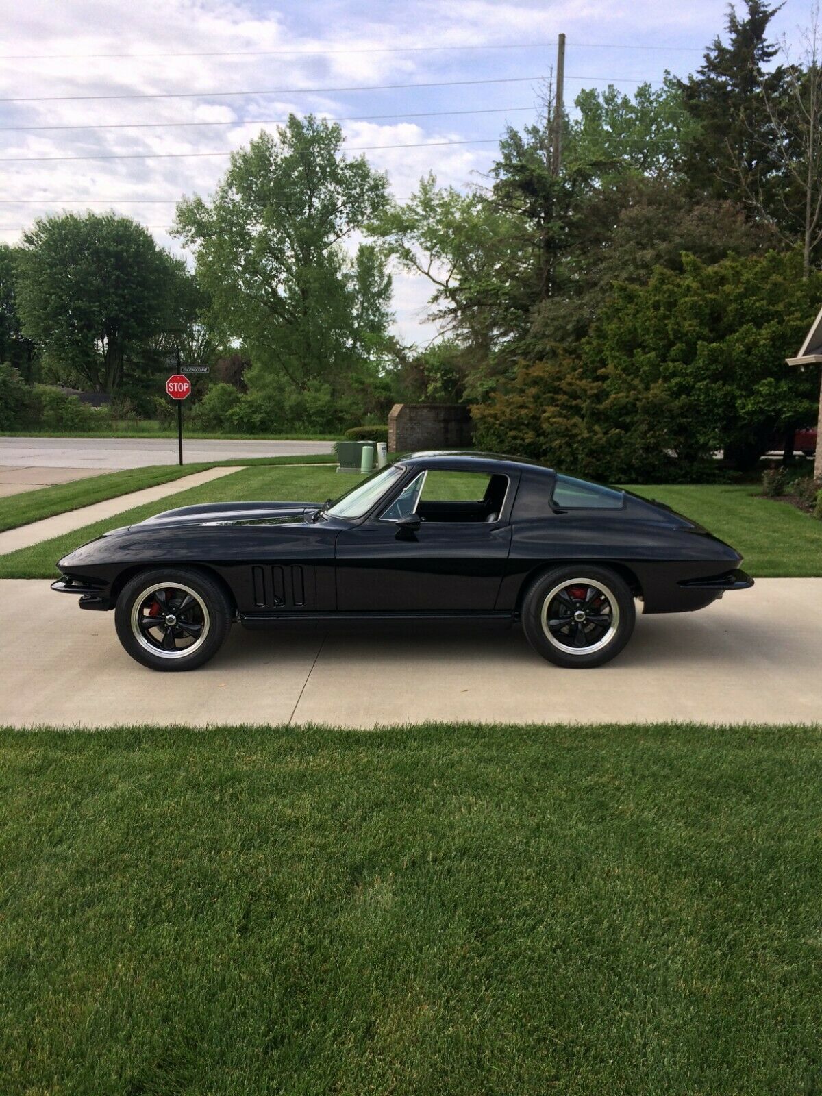 1965 Chevrolet Corvette - photo 3
