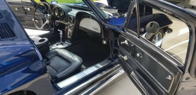 1965 Chevrolet Corvette - photo 11