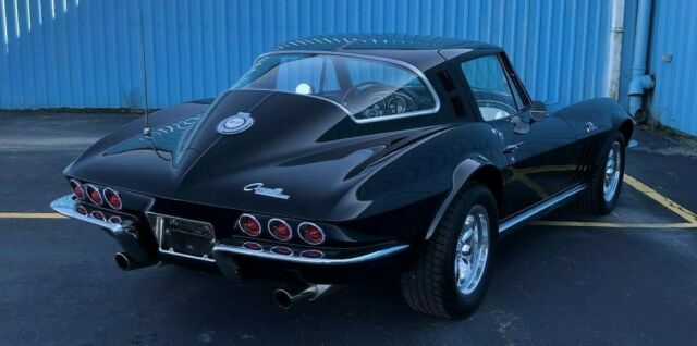1965 Chevrolet Corvette Coupe - photo 6