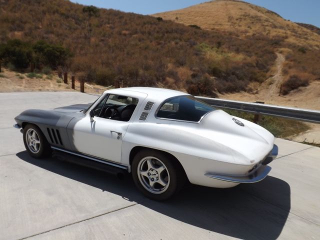1965 Chevrolet Corvette COUPE - photo 5