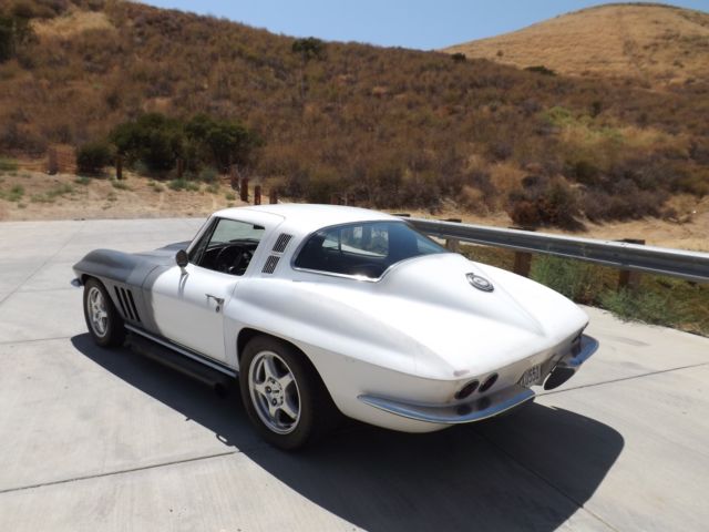 1965 Chevrolet Corvette COUPE - photo 7