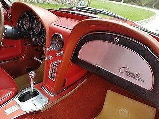 1965 Chevrolet Corvette Convertible - photo 11