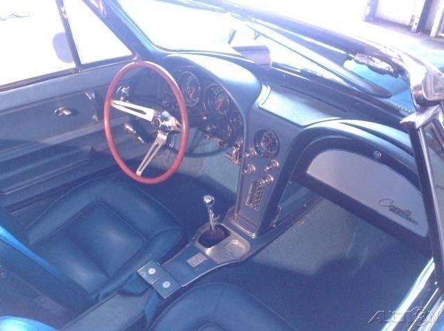 1965 Chevrolet Corvette - photo 9