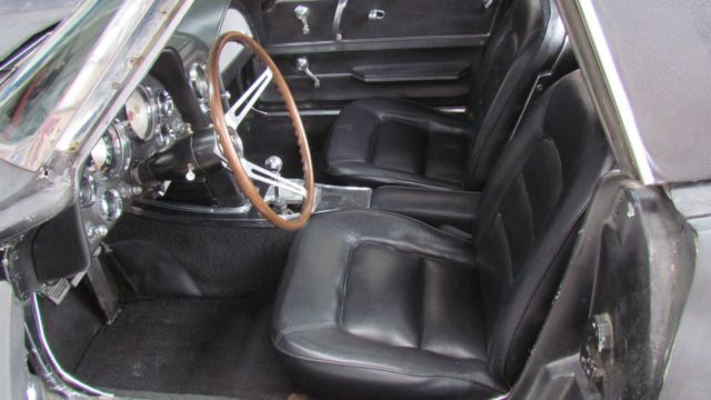 1965 Chevrolet Corvette Convertible - photo 12