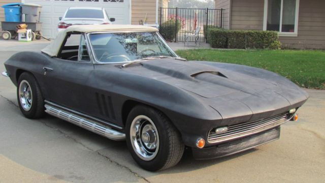 1965 Chevrolet Corvette Convertible - photo 4