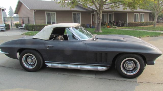 1965 Chevrolet Corvette Convertible - photo 5
