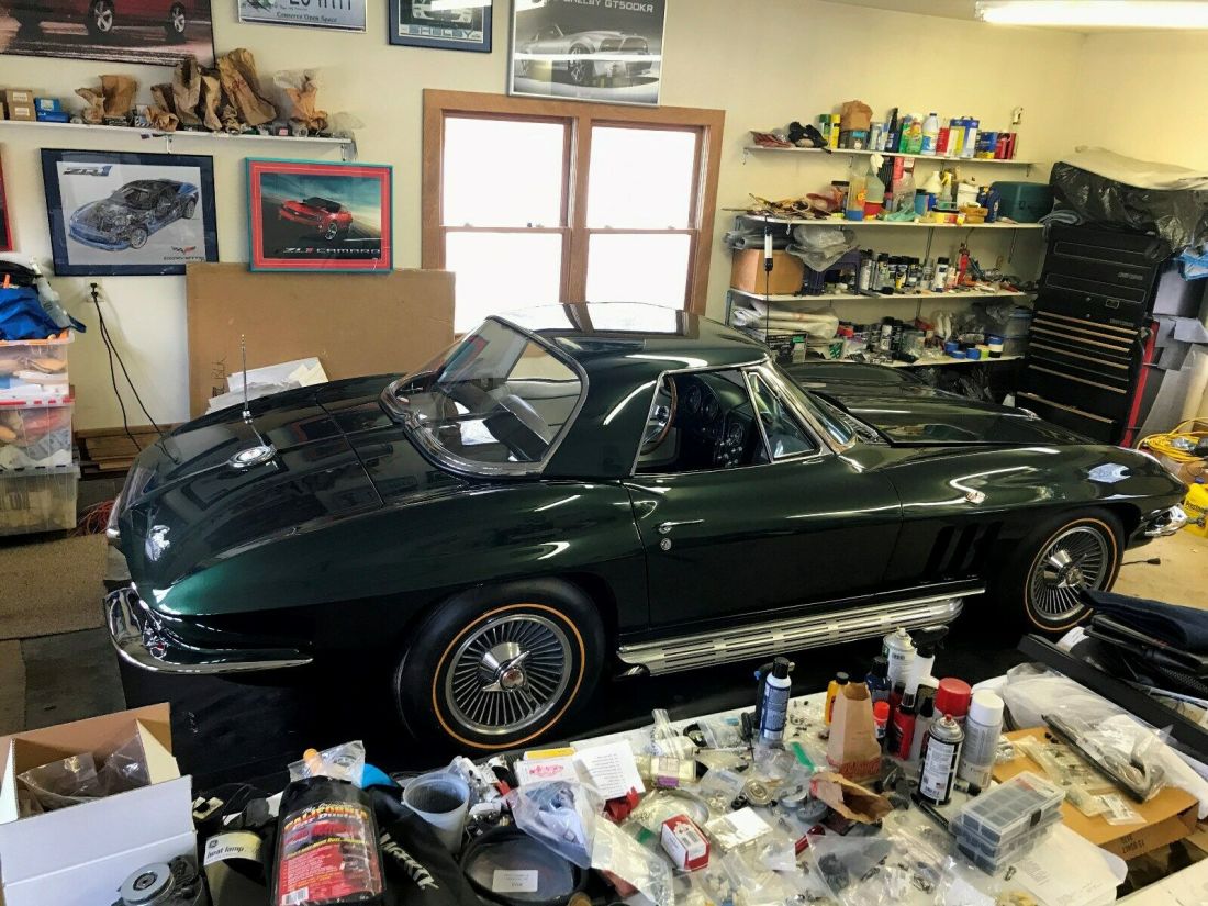 1965 Chevrolet Corvette Glen Green with White Interior - photo 12