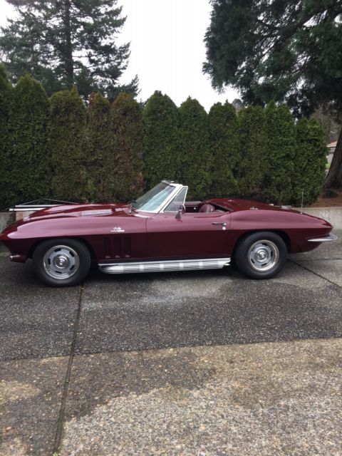 1965 Chevrolet Corvette - photo 2