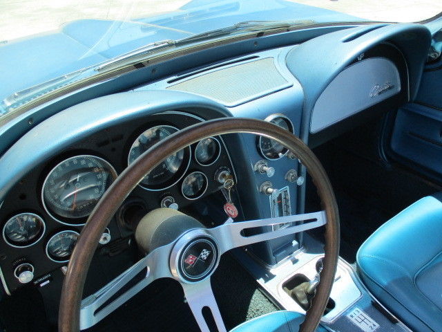 1965 Chevrolet Corvette Stingray - photo 12