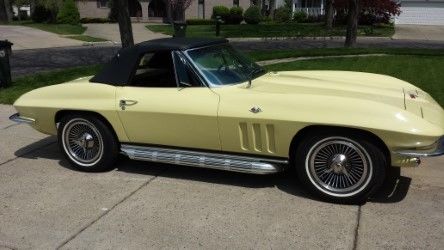 1965 Chevrolet Corvette convertible