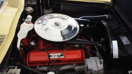 1965 Chevrolet Corvette convertible - photo 7